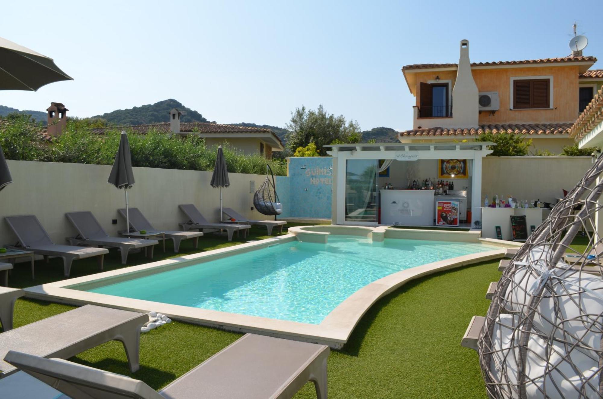 Suimi'S Hotel Villasimius Buitenkant foto