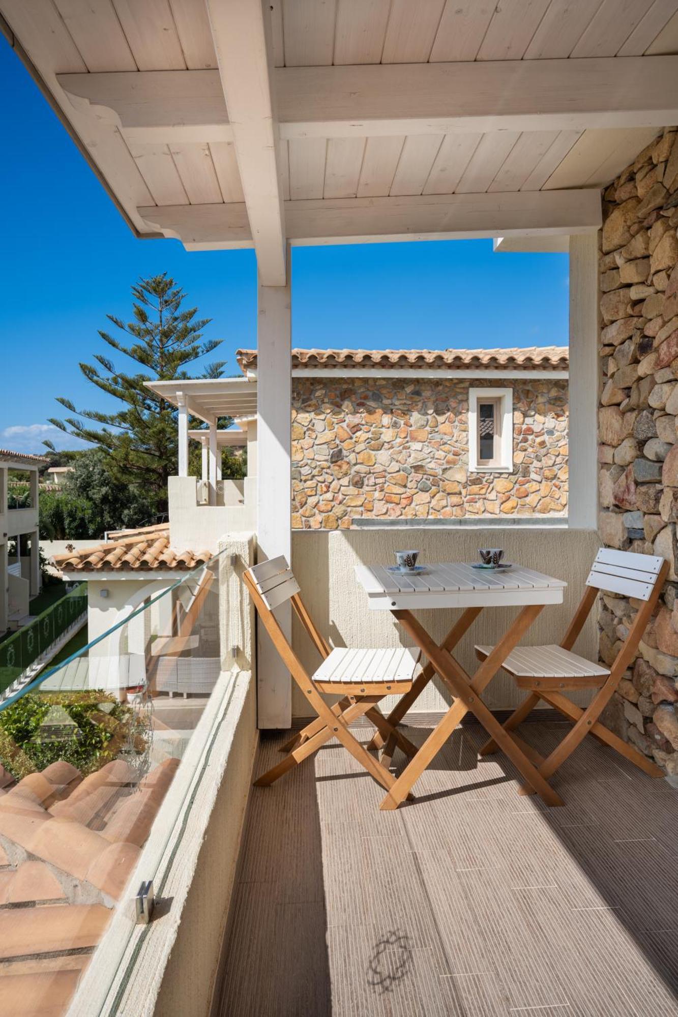 Suimi'S Hotel Villasimius Buitenkant foto